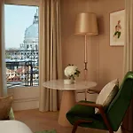 酒店 The St. Regis 5*