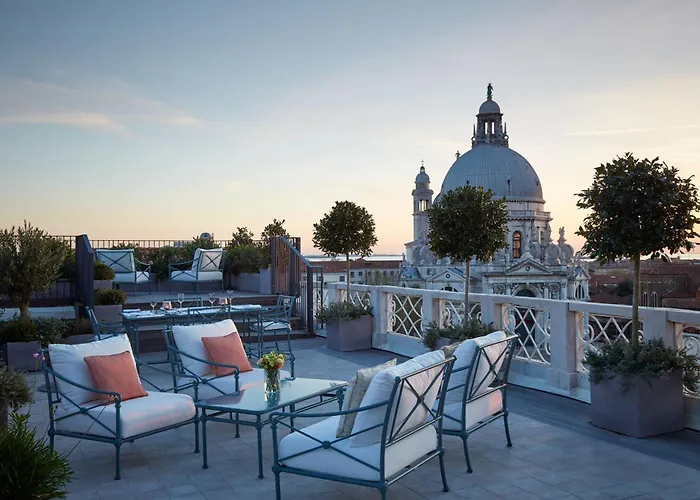 The St. Regis 5*