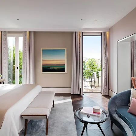 Ξενοδοχείο The St. Regis 5*
