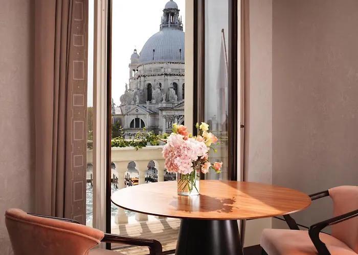 Hotel The St. Regis