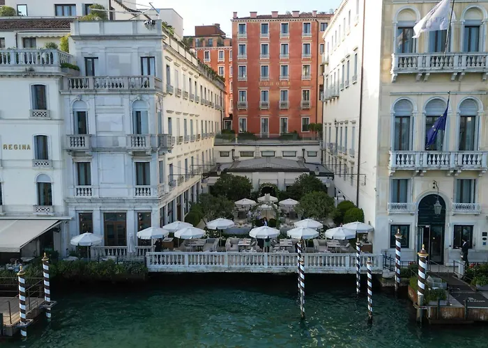 The St. Regis 5*